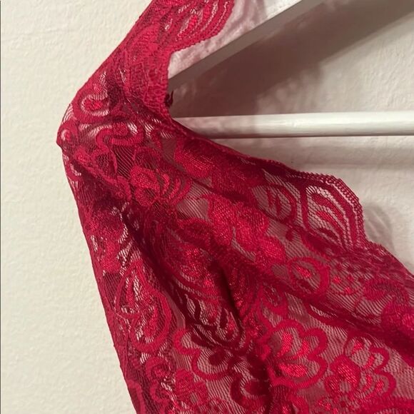 Fredericks Red Lace Chemise with Plunging Neckline and High-Cut Legs - Picture 4 of 8